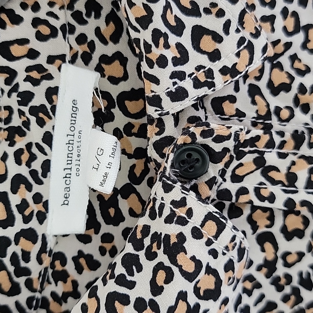 beachlunchlounge cheetah print button front shirt L